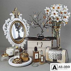 Decorative set for ladies dressing table