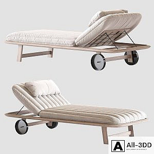 Tellaro Sun Lounger by Exteta