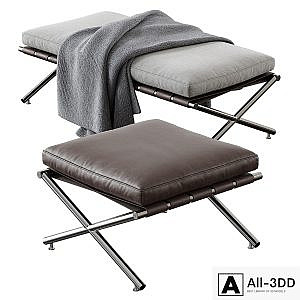 Minotti / self