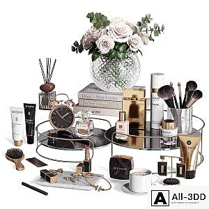 Cosmetic set with a bouquet of roses